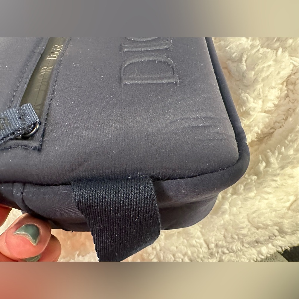 NIB Dior Men's Deep Blue Scuba Material Toiletry Dopp Kit - Picture 11 of 16